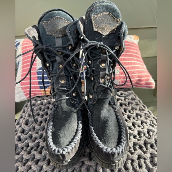 EUC 36 EL VAQUERO NIKILA SUEDE BOOTS - Picture 3 of 5